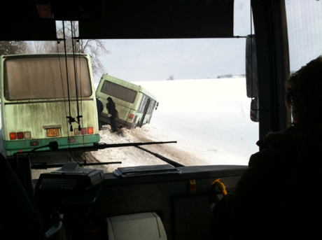 Bárdudvarnok busz árok