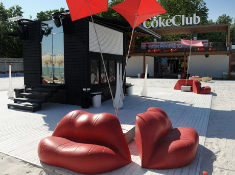 cokeclub2