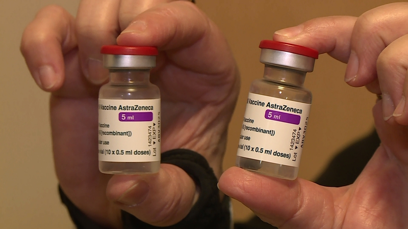 A kedd reggel Kaposvárra érkezett AstraZeneca vakcina ampullái