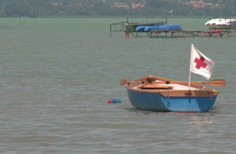 csónak Vöröskereszt Balaton