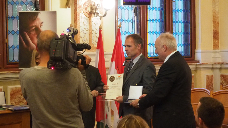 a díjat Borhi Zsombor, Kaposvár alpolgármestere vette át