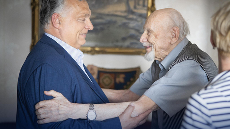 Legidősebb támogatóját köszöntötte Orbán Viktor