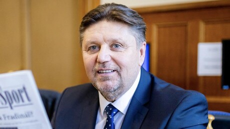 Ötödször méreti meg magát Gelencsér Attila