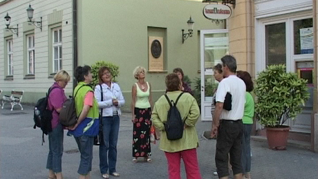 Belvárosi séta és ajándék képeslap a kaposvári turistáknak