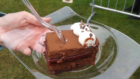 Debütált a Rippl-Rónai sütemény