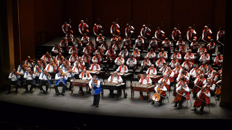 Ismét Kaposváron koncertezik a 100 Tagú Cigányzenekar