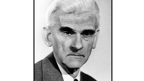 Elhunyt Ujfalussy József