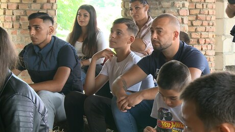 Karavánnal érkezett az esély Bárdudvarnokra