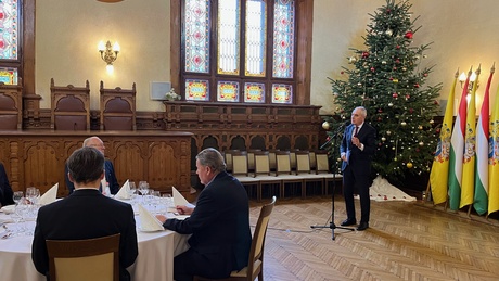 Vendégül látták a díszpolgárokat