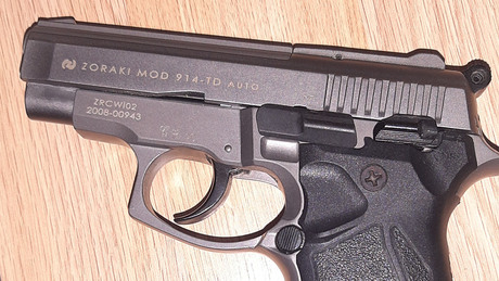 Idős szomszédasszonyára lőtt az ideges nő