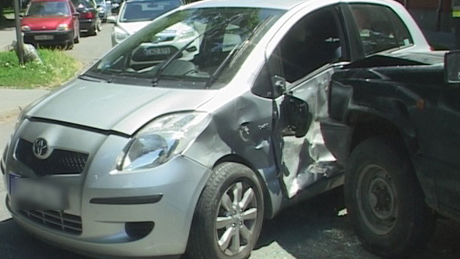 Megsérült egy nő a kaposvári balesetben 