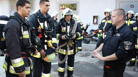 Kárpátaljai önkénteseket képznek a magyar tűzoltók
