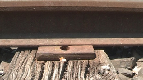 Csavarokat loptak a vasúti sínekből Somogyban