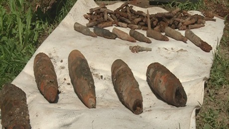 Bombák földjén: éles lőszerektől hemzseg a Dráva
