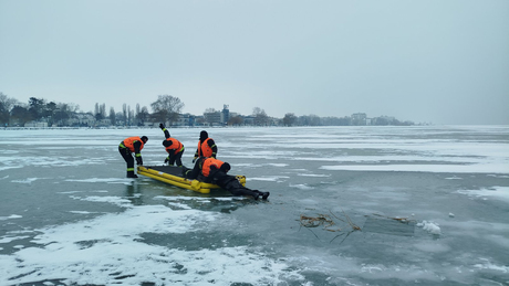 Jégre mentek a lánglovagok