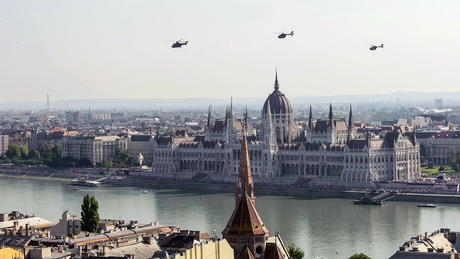Budapesten elmarad a légi parádé