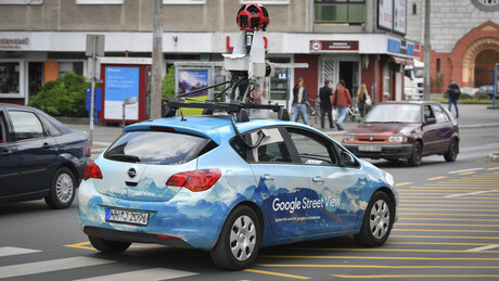 Visszatérnek az utakra a Google autói