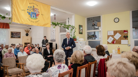 Megkezdődött az idősek hónapja Kaposváron