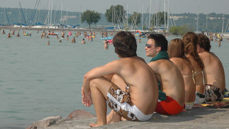 Megfelelőek a Balaton-parti strandok