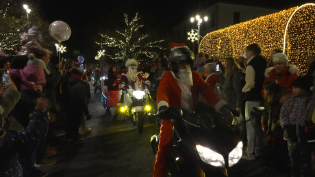 Akcióban a motoros mikulások