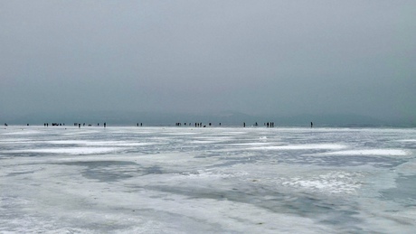 Életveszélyes a Balaton jege!