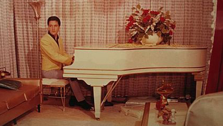 A zongora által emlékezhetnek a királyra