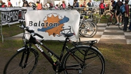 Egy nap alatt a Balaton körül biciklivel