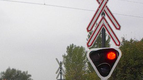 Átmennek a piros jelzésnél