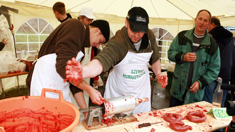 Véres, májas gasztronómiai élmény