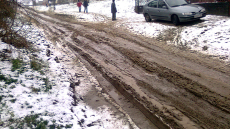 Mikor lesz aszfaltos út a kaposfői Vadászdombon?