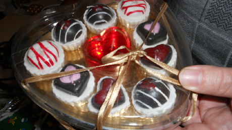 Gyertyabonbon, paprika öngyújtó - pocsék áruk a karácsonyfa alatt?