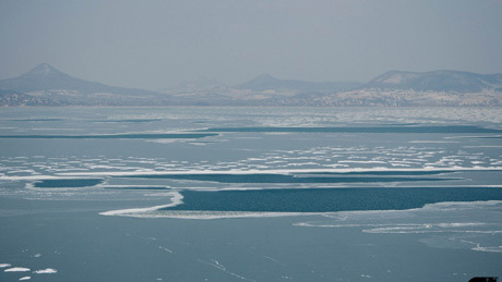 Jég alatt az egész Balaton