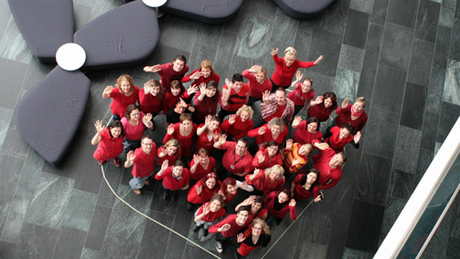 Öltözz pirosba február 15-én!