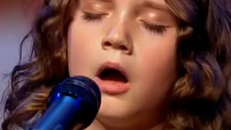 Csoda a hangja: elképesztő ének egy 9 éves kislánytól!