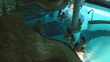 Előszilveszteri buli a Virágfürdőben