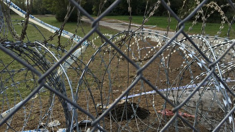 Megerősítik a kerítést a magyar-szerb határon