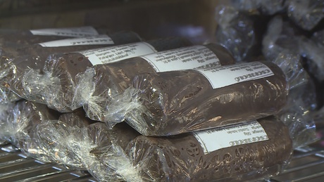 Beleharaptunk az utasellátók retro finomságába