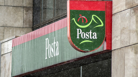 Csalókra figyelmeztet a Magyar Posta