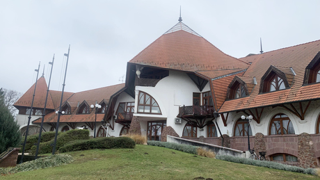 Tervezze meg Ön Balatonlelle jubileumi logóját!