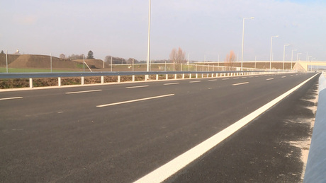 Új nyomvonalat keresnek a döntéshozók 