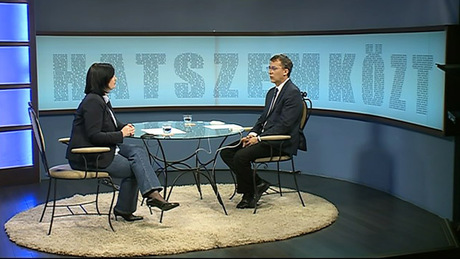 Vasárnap választások!