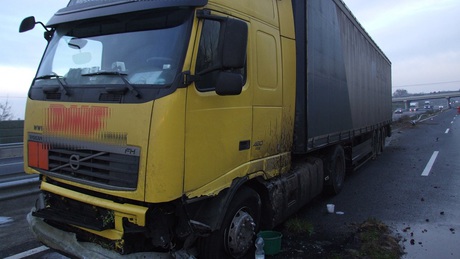 Emiatt állt tegnap a forgalom az M7-esen