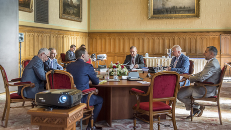 Először ült össze a stratégiai kabinet