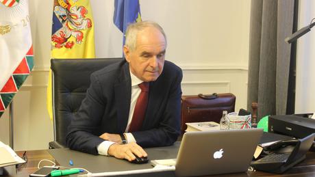 Online fogadóórát tart Kaposvár polgármestere