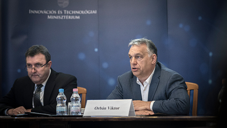 Orbán: amennyi munkahelyet a vírus tönkretesz, annyit kell létrehozni