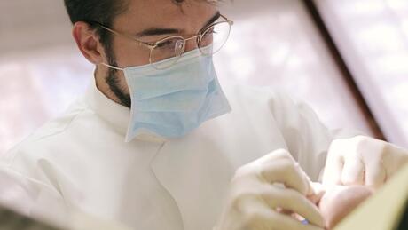 Miért veszélyes a fogágybetegség, mi a legmodernebb megelőző módszere?