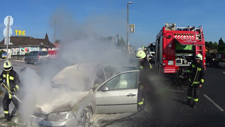 Autó lángolt a Balatonnál