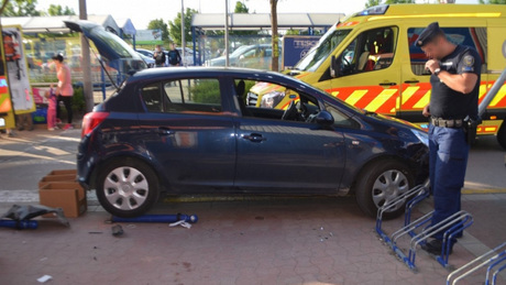 Halálos gázolás egy parkolóban: szemtanúkat keres a rendőrség