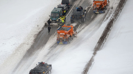 Hóátfúvás: visszavásárolják az autópályamatricákat