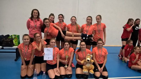 Tornát nyertek a mini röpisek